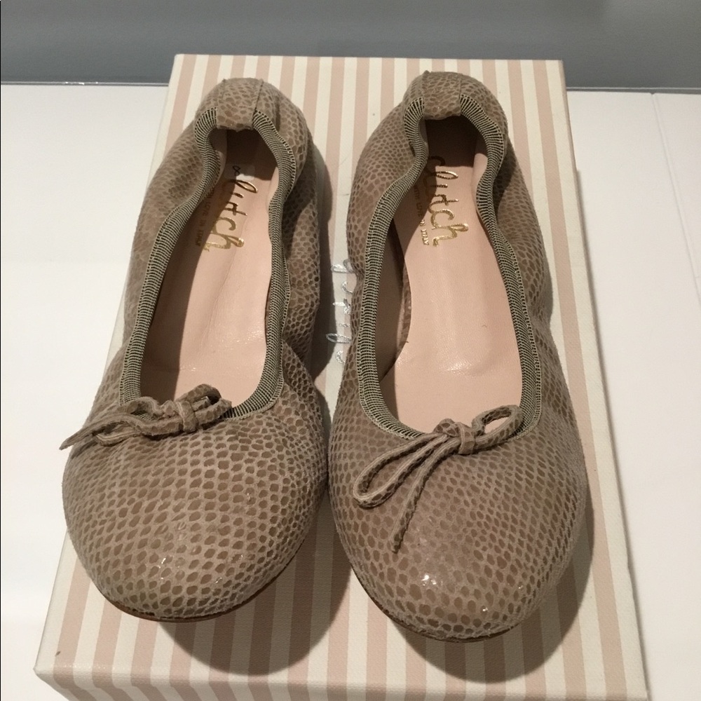 CLUTCH BALLET FLATS NEW ORIG $145 SZ 8 (38) FAUX SNAKE SKIN